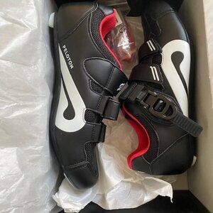 NIB Peloton cycling shoes w/cleats, Size 38 (Women's 7)